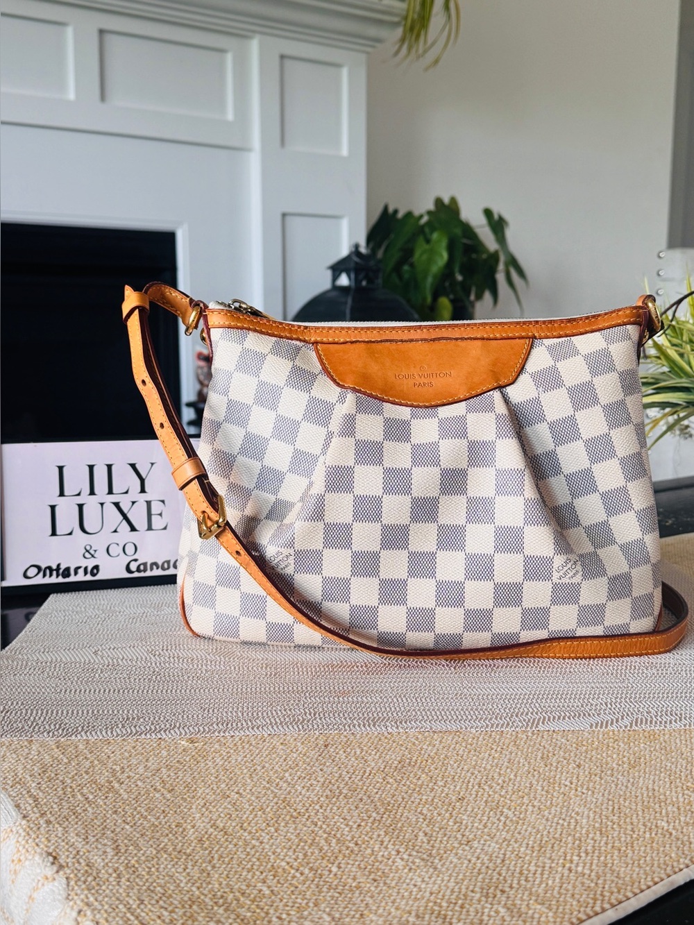 Louis Vuitton Damier Azur Siracusa PM